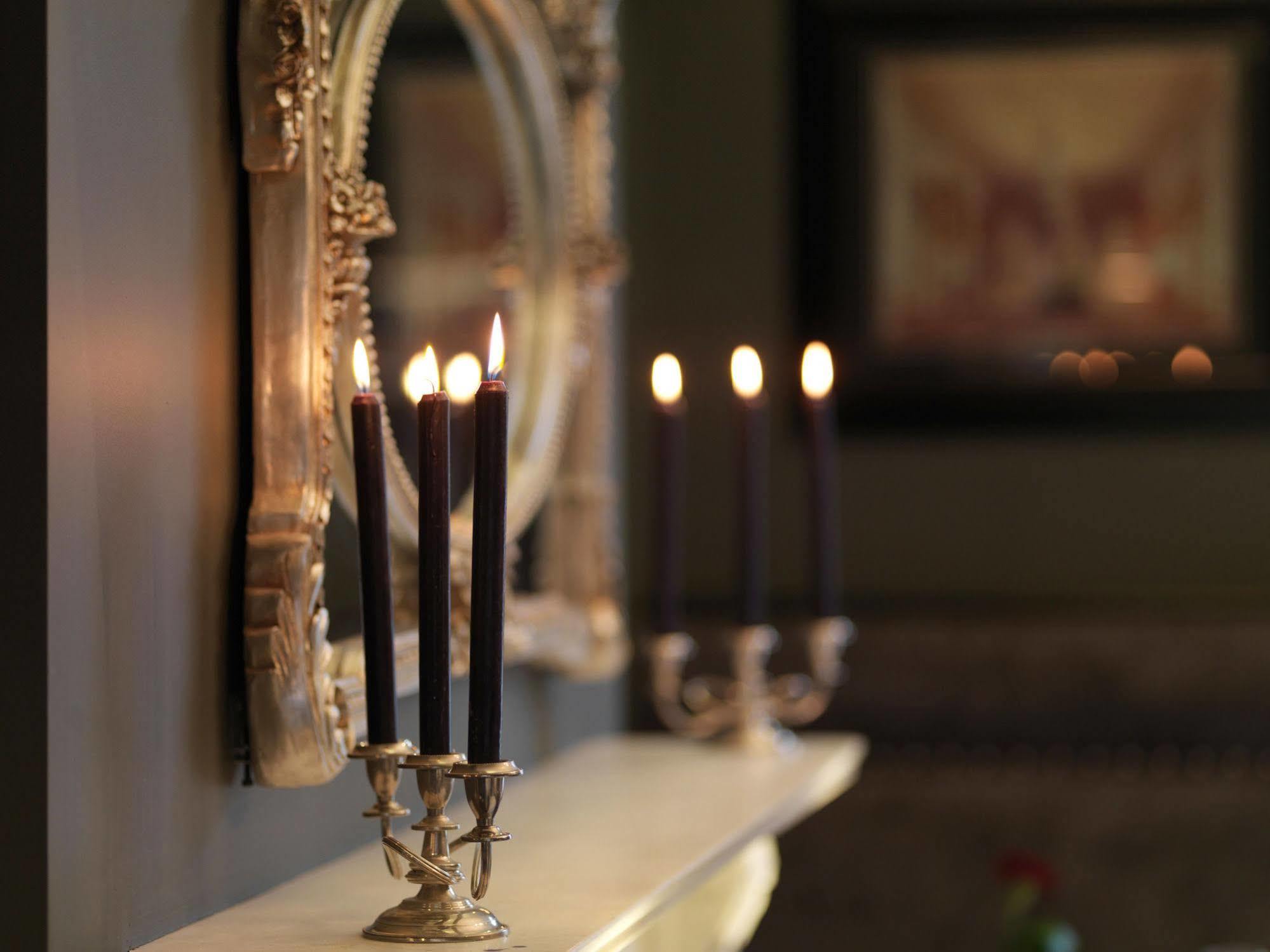 מלון אילי Poets House מראה חיצוני תמונה